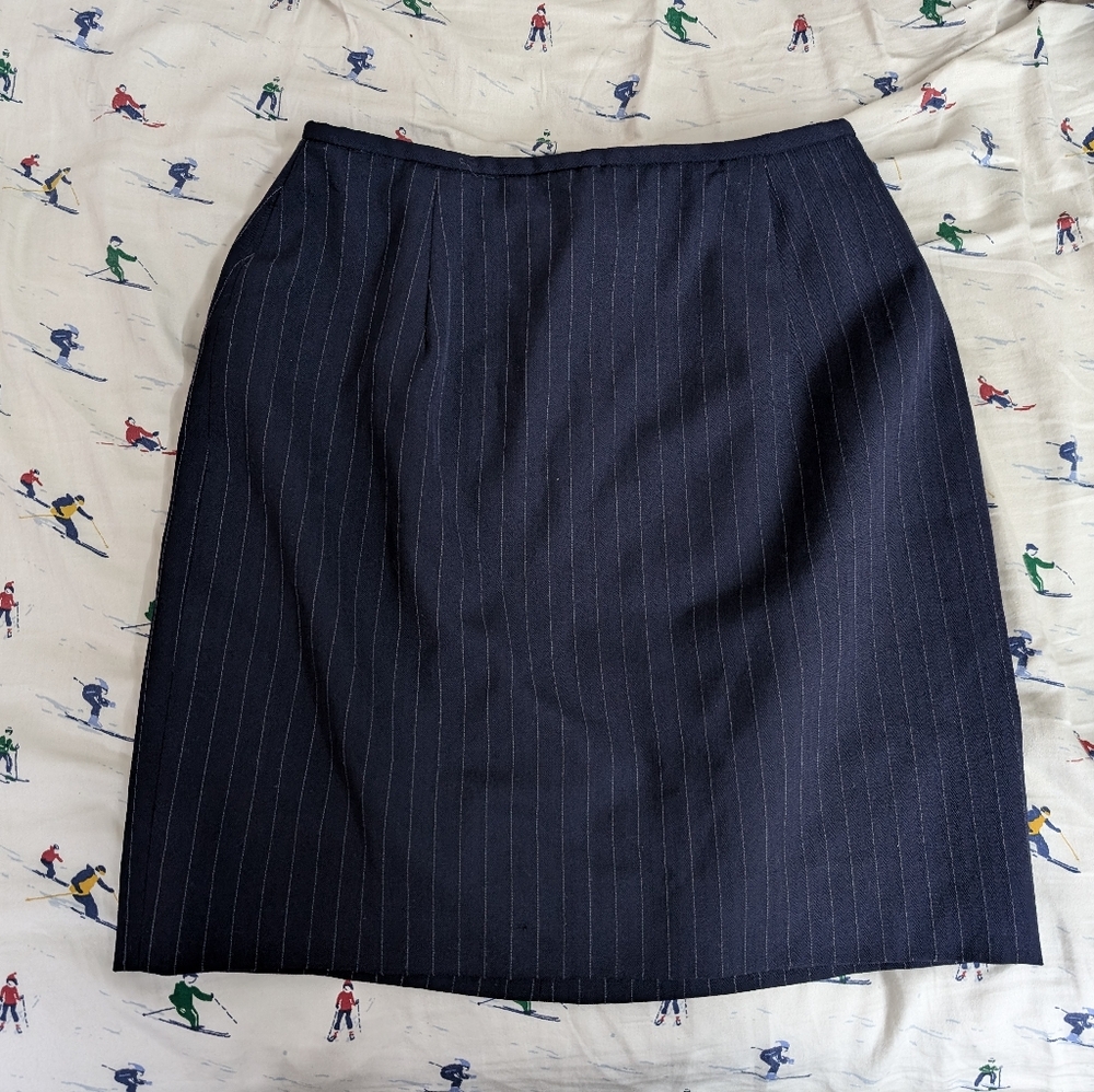 Vintage Lauren Ralph Lauren striped pencil skirt, 100% wool,made in USA,size  4
